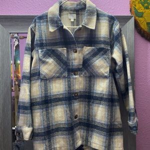 Time and Tru blue and cream plaid soft coat